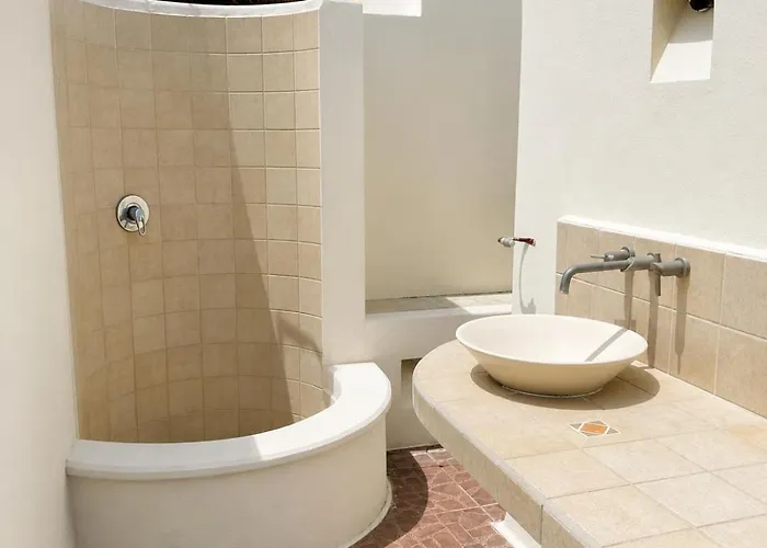 Penthouse 2bd 2ba With Private Rooftop And Plunge Pool *