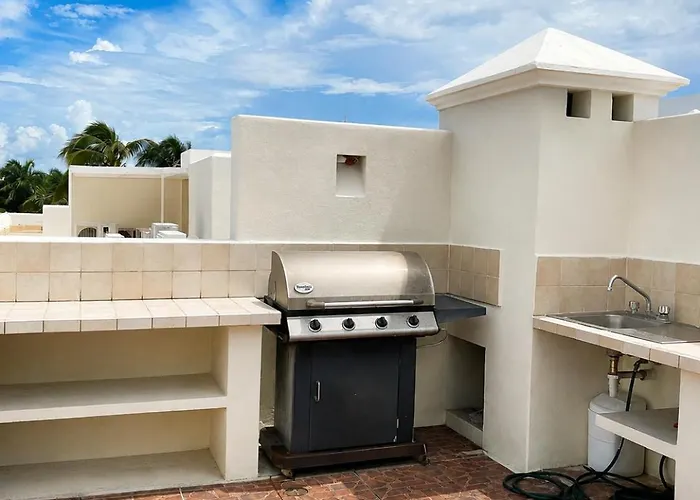 Penthouse 2bd 2ba With Private Rooftop And Plunge Pool